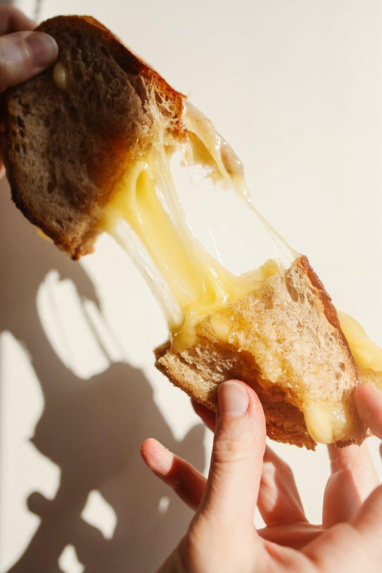 How to Make The Best Grilled Cheese Sandwich