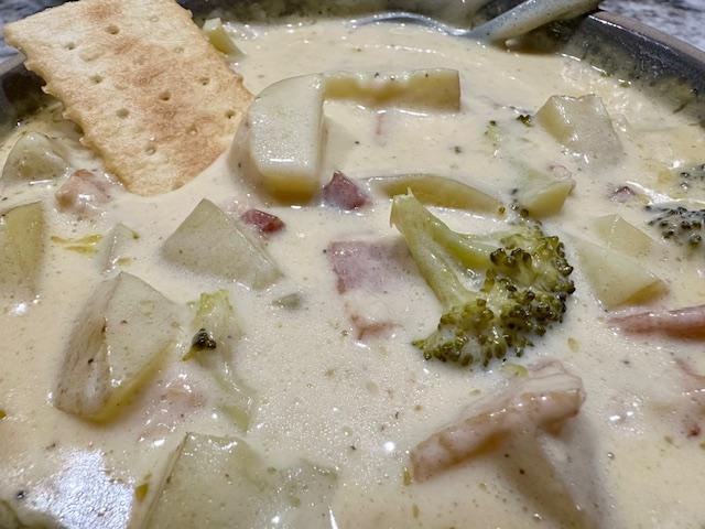 The Best Loaded Broccoli Potato Soup