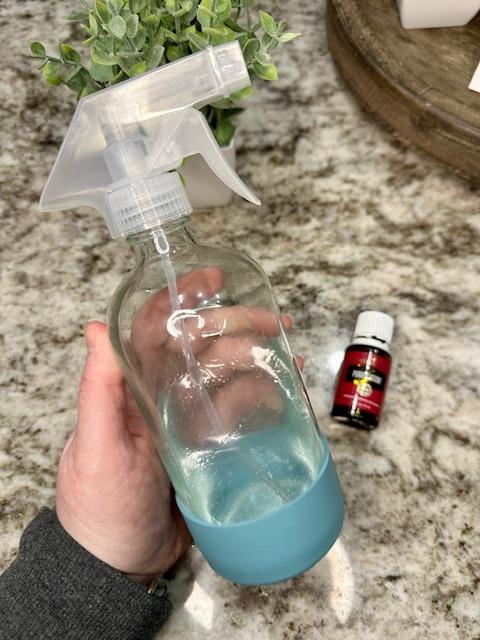 How to Make Natural Room Spray and Fabric Refresher